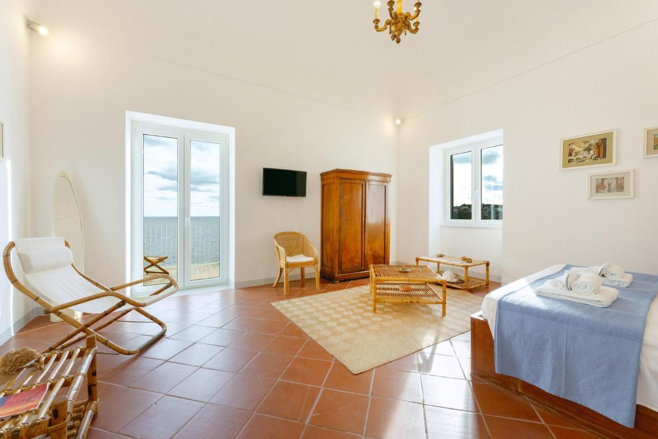 Torretta Corricella- Punta Pizzaco Lägenhet Procida Exteriör bild