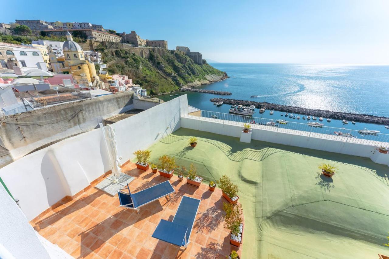 Torretta Corricella- Punta Pizzaco Lägenhet Procida Exteriör bild